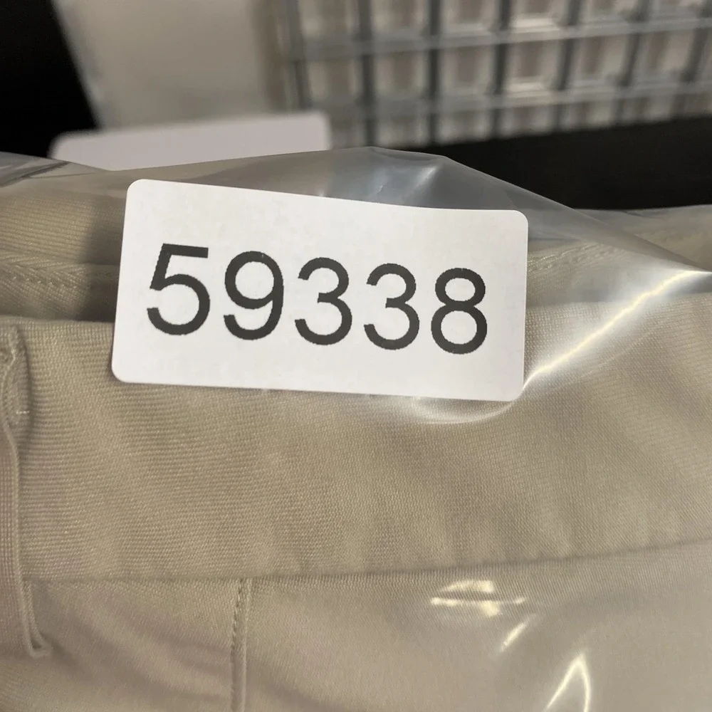 Lululemon Commission Pants Mens 31x30 Chino Beige Tapered Golf Office Work